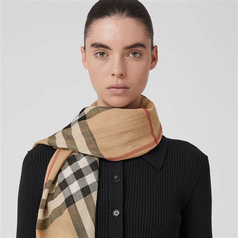 130 x 20 scarf burberry|Burberry 100 wool scarf.